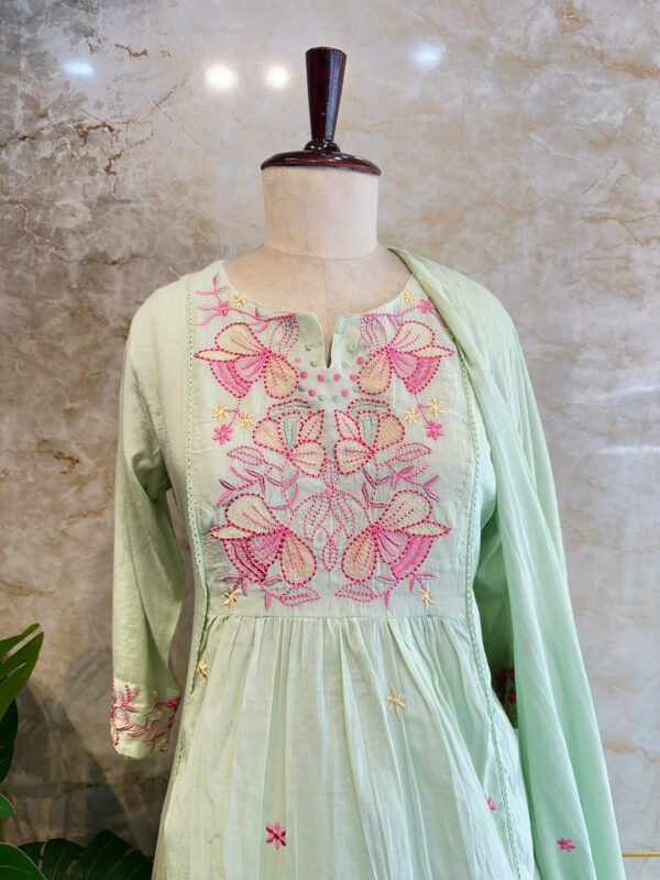 IMG_1755 Elegant Green Mul Cotton 3-Piece Set