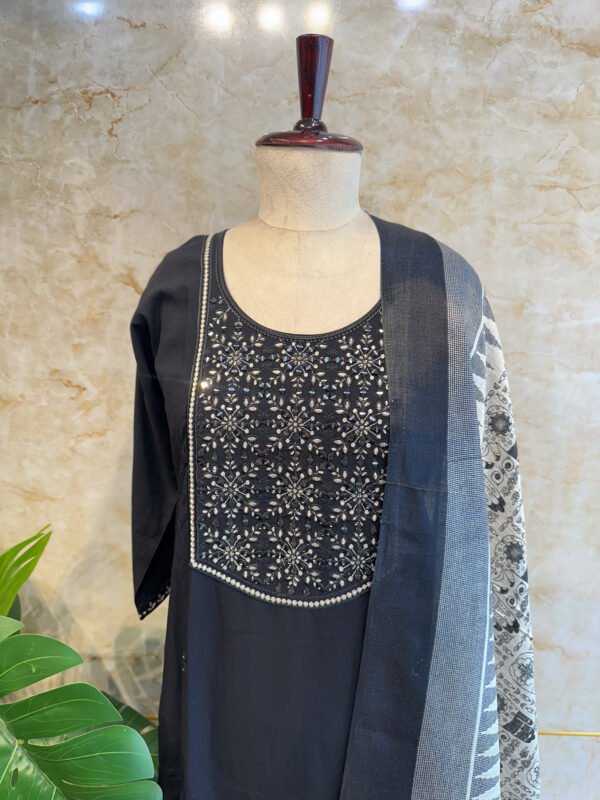 IMG_1779 Black Embroidery 3-Piece Set with Detailed Mirror Work