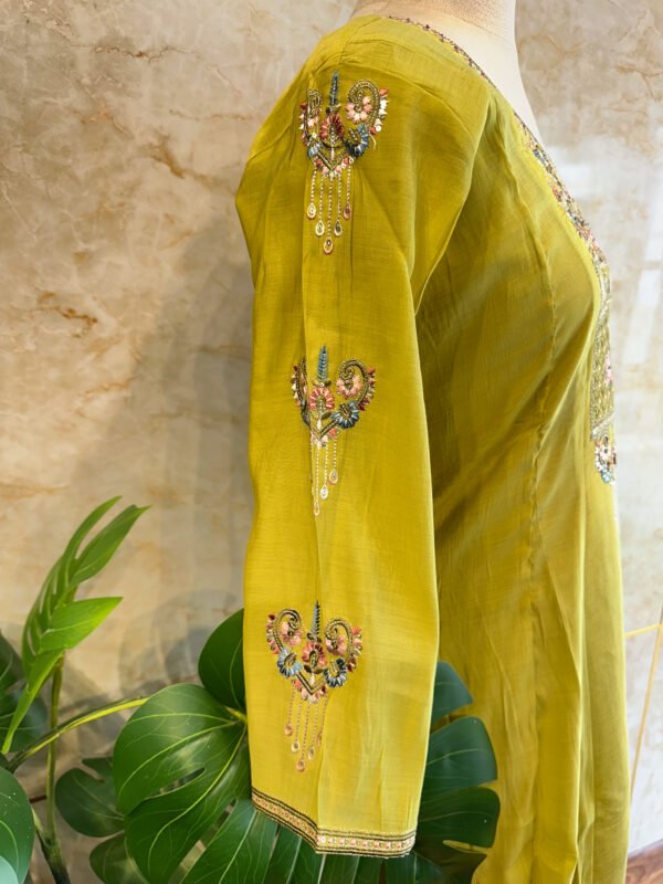 IMG_1800 Elegant Green Embroidery 3-Piece Set