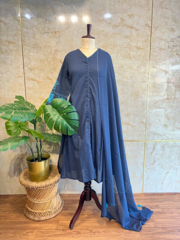 IMG_1819 Elegant Navy Blue Hand Embroidery 3-Piece Set