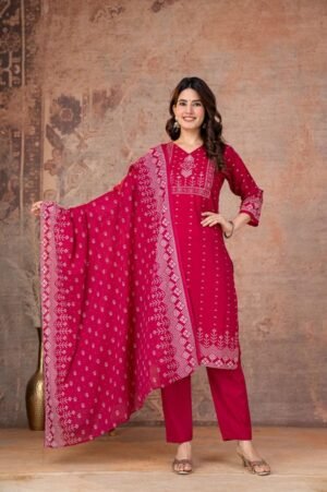 Elegant Pink Bandhani Print 3-Piece Set 💗✨